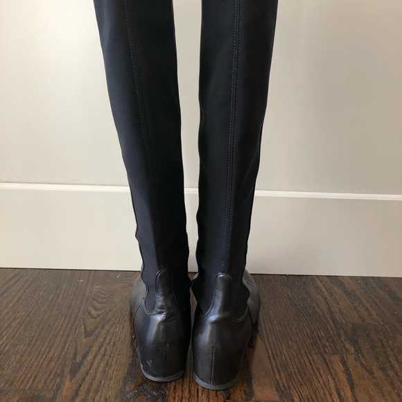 Pre loved Stuart Weiztman 5050 boot - Picture 2 of 8